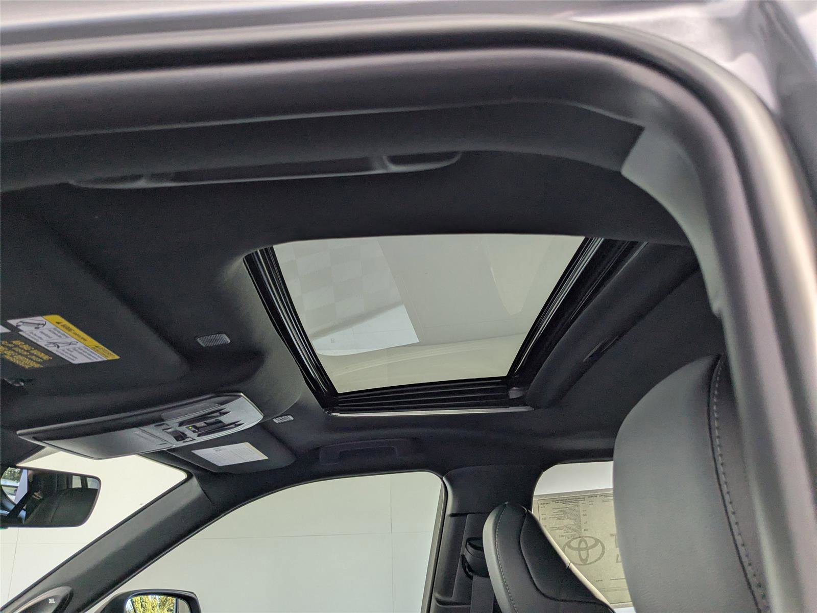 New 2026 Toyota Highlander XSE image 12