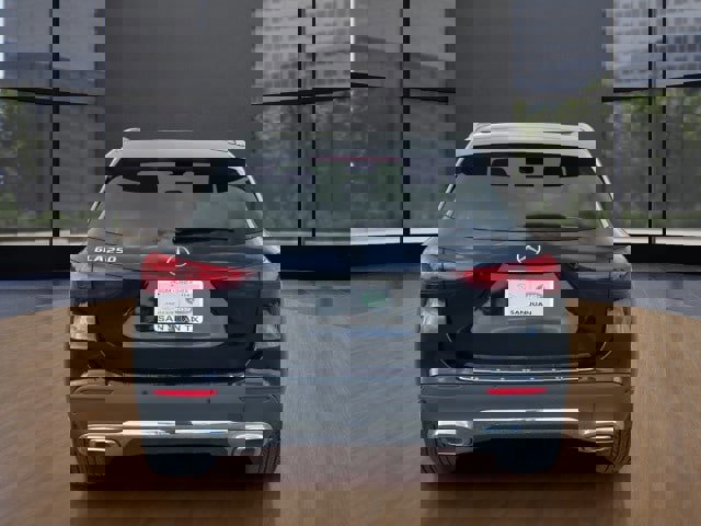 Used 2025 Mercedes-Benz GLA 250 image 4