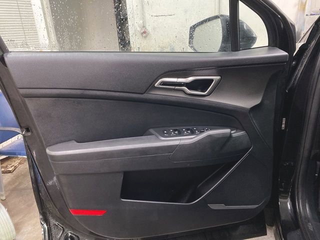 Used 2024 Kia Sportage LX image 20