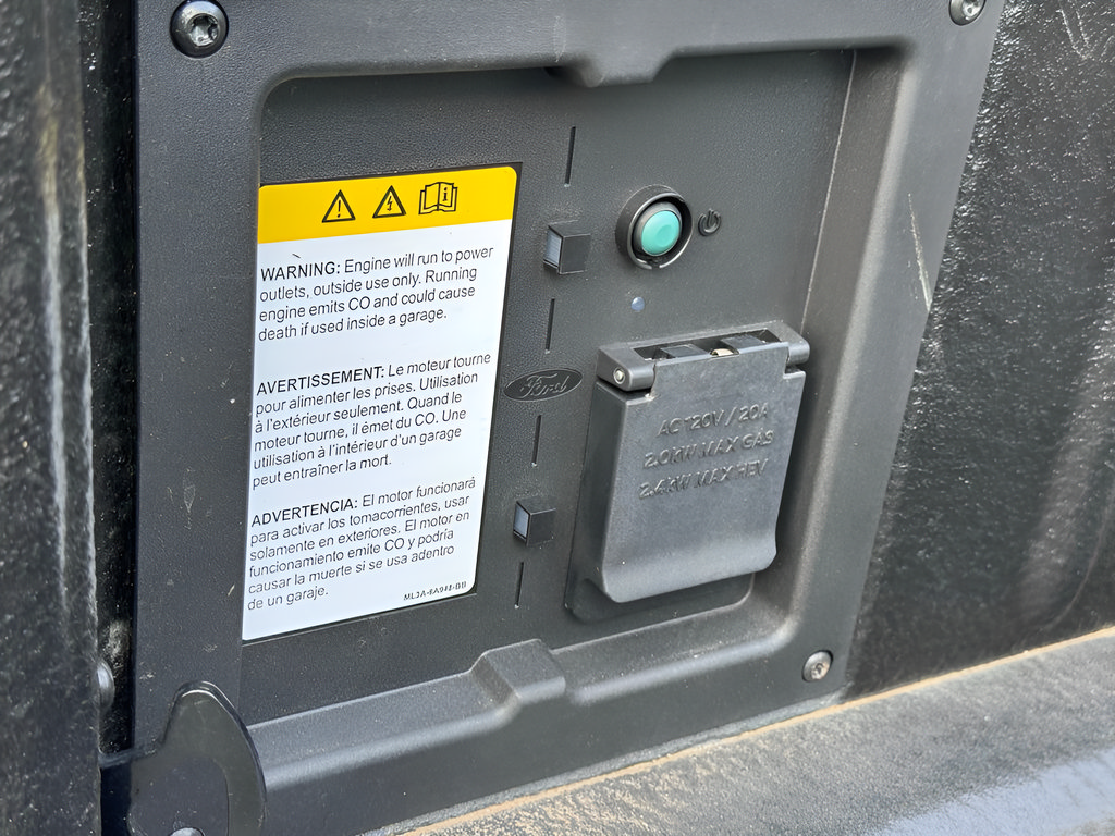 Used 2024 Ford F150 Raptor AWD/4WD image 44