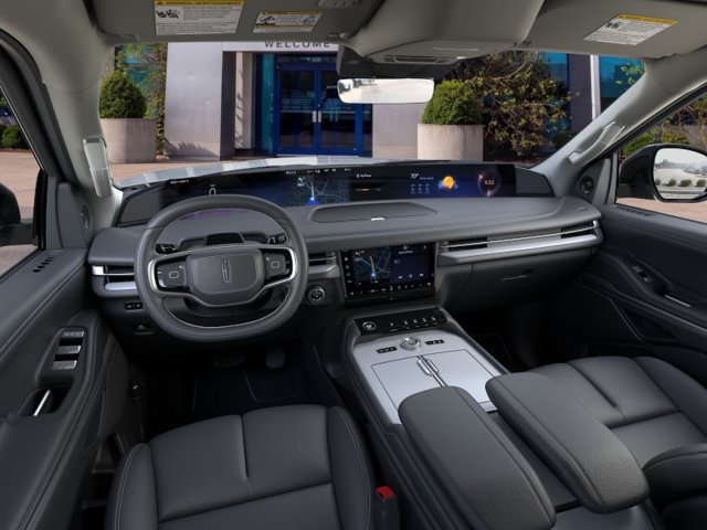 New 2026 Lincoln Navigator L Premier AWD/4WD image 10