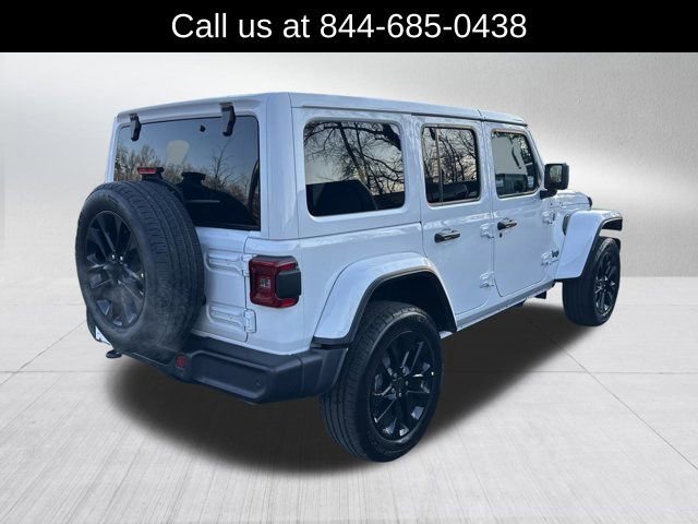 Certified 2025 Jeep Wrangler Unlimited Sahara w/ Safety Group image 4