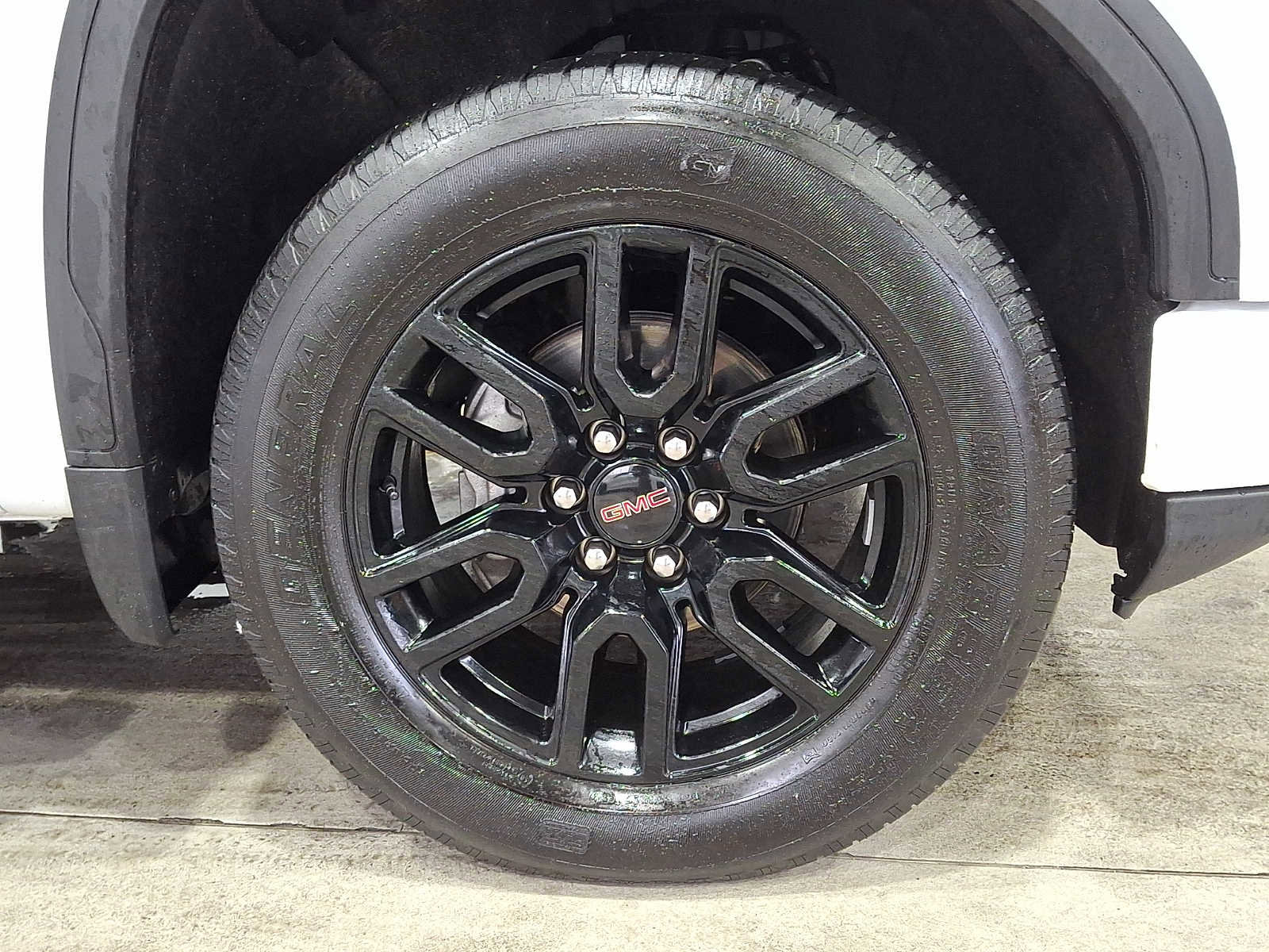 Certified 2025 GMC Sierra 1500 Elevation w/ Elevation Premium Package image 8