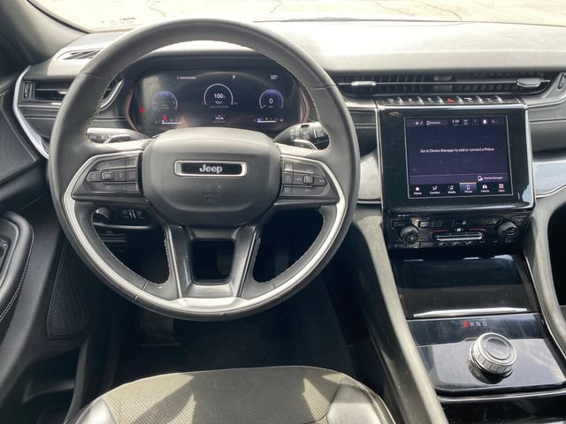 Used 2023 Jeep Grand Cherokee Altitude AWD/4WD image 7