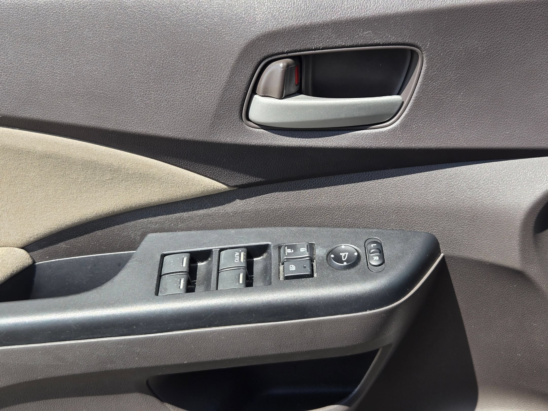 Used 2014 Honda CR-V EX image 11