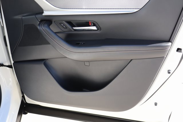 Used 2024 MAZDA CX-90 Plug-In Hybrid w/ Premium Pkg image 30