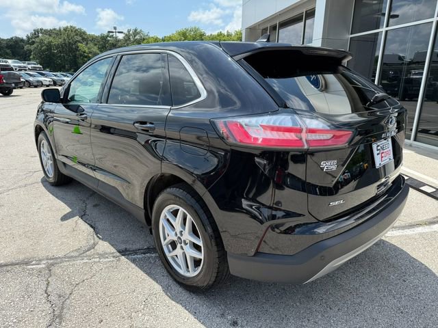 Used 2022 Ford Edge SEL w/ Convenience Package image 5