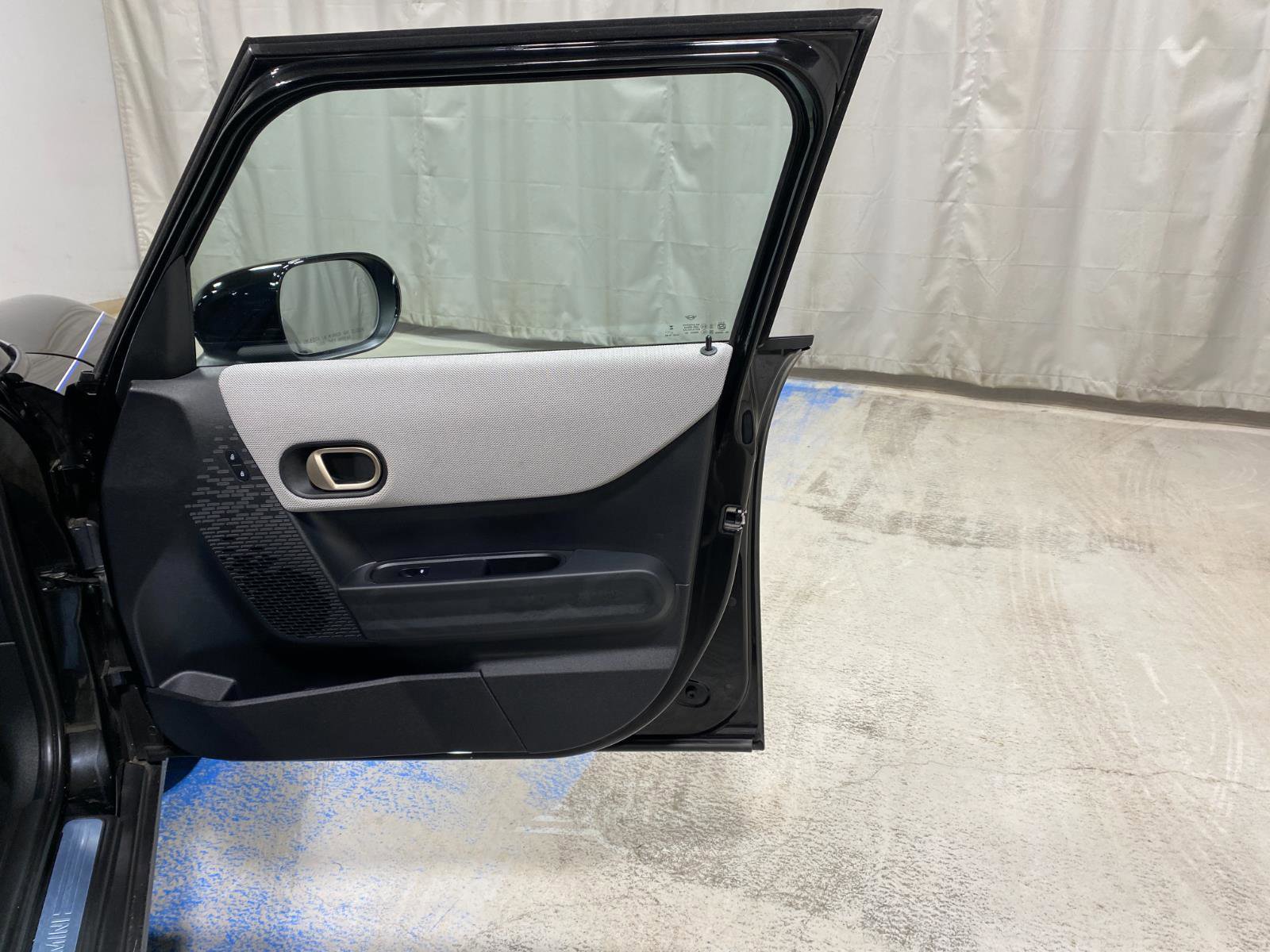 Certified 2025 MINI Cooper S image 21