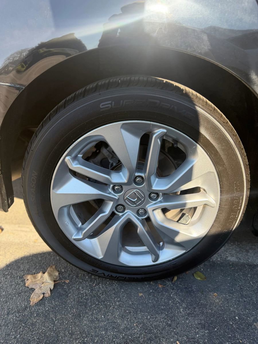 Used 2018 Honda Accord LX image 12