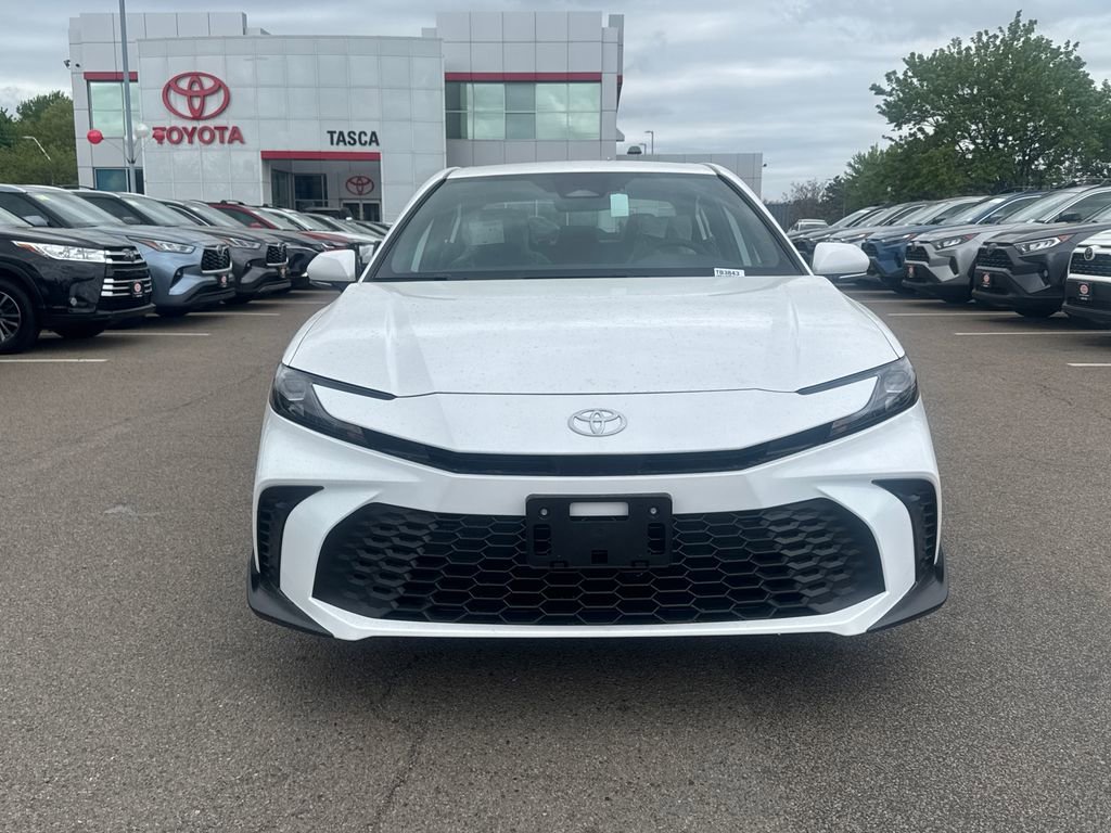 New 2026 Toyota Camry SE FWD image 2