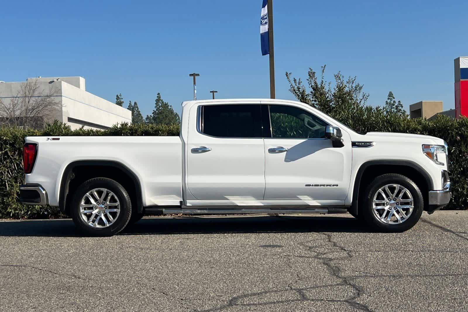 Used 2019 GMC Sierra 1500 SLT w/ SLT Premium Plus Package image 8