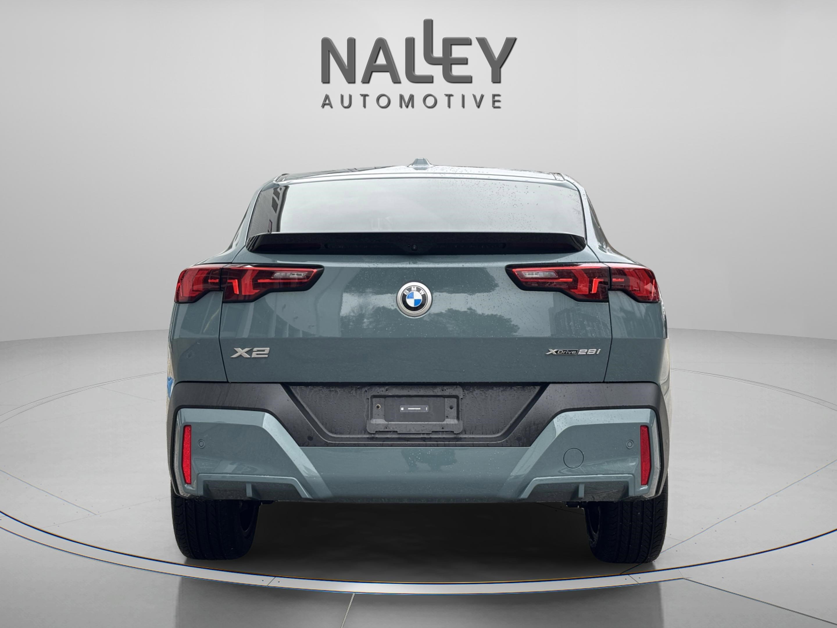 Used 2025 BMW X2 xDrive28i image 4