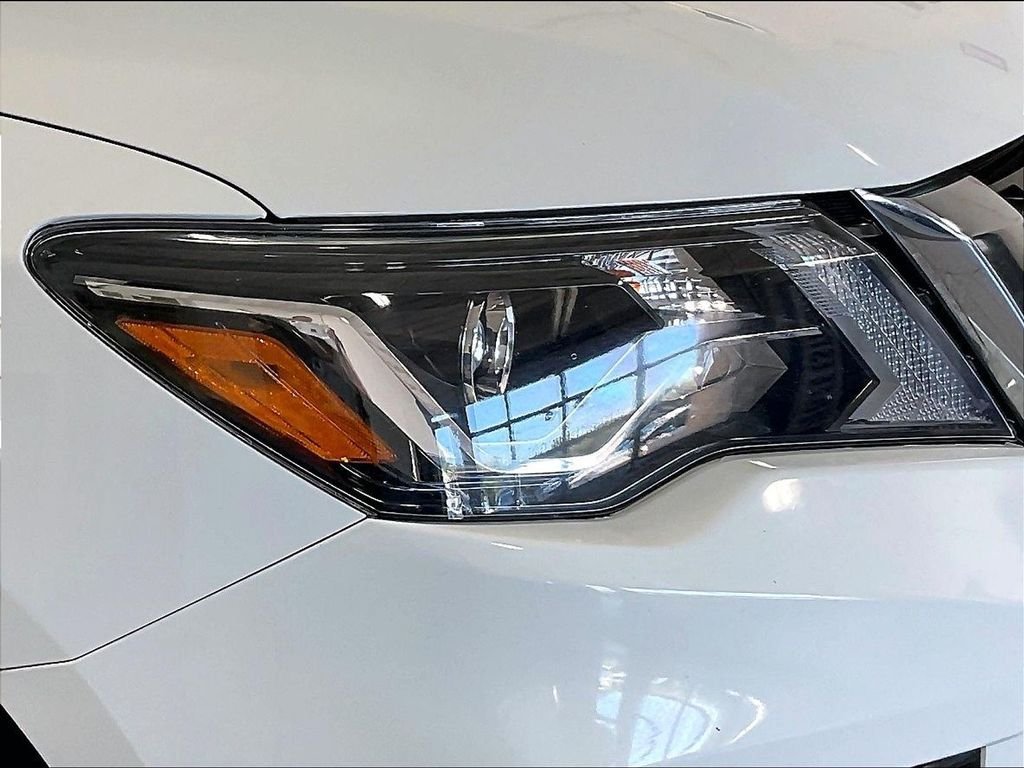 Used 2020 Nissan Pathfinder SV AWD/4WD image 33