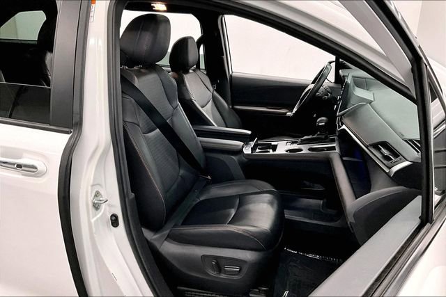 Used 2022 Toyota Sienna XSE image 8