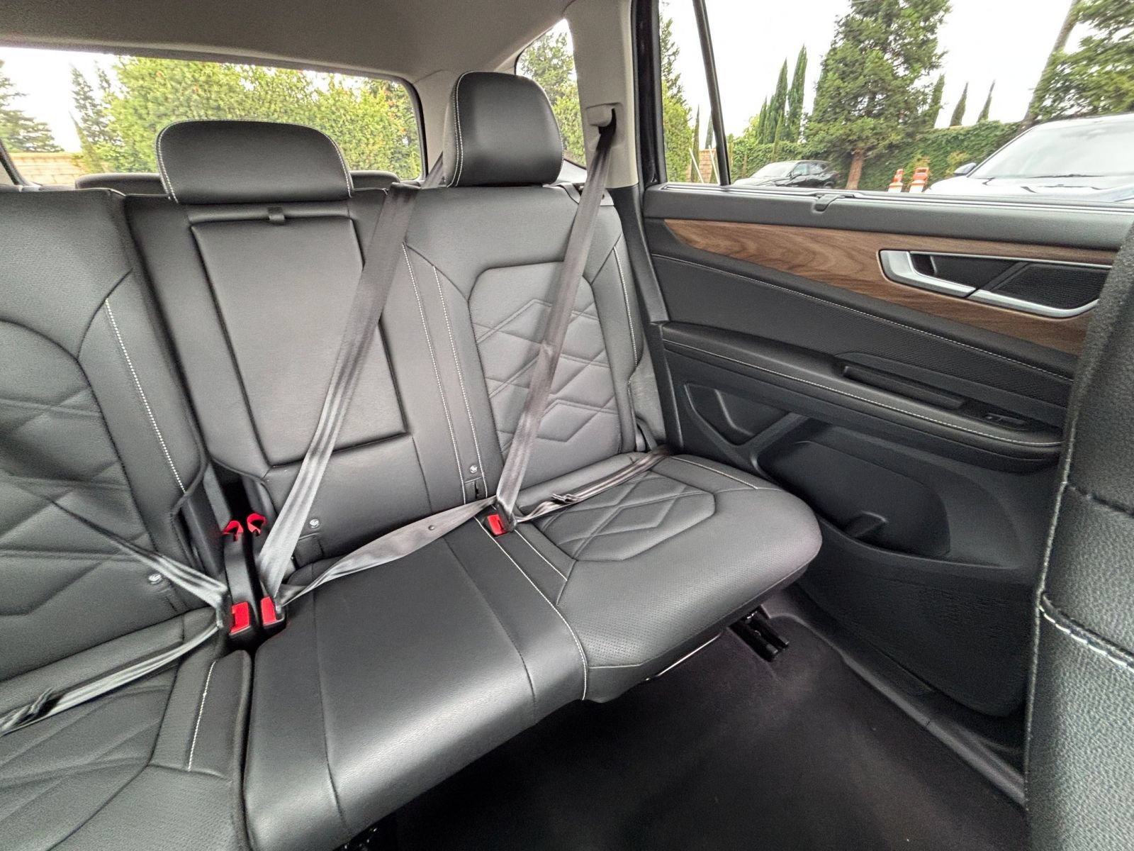 Used 2026 Volkswagen Atlas SE FWD image 41