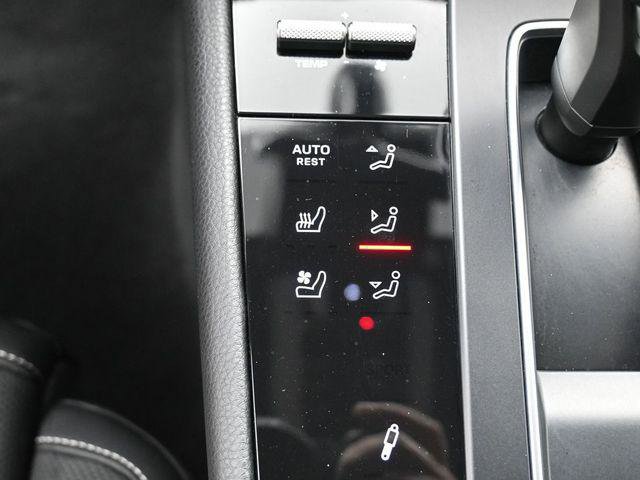 Used 2023 Porsche Macan GTS image 26