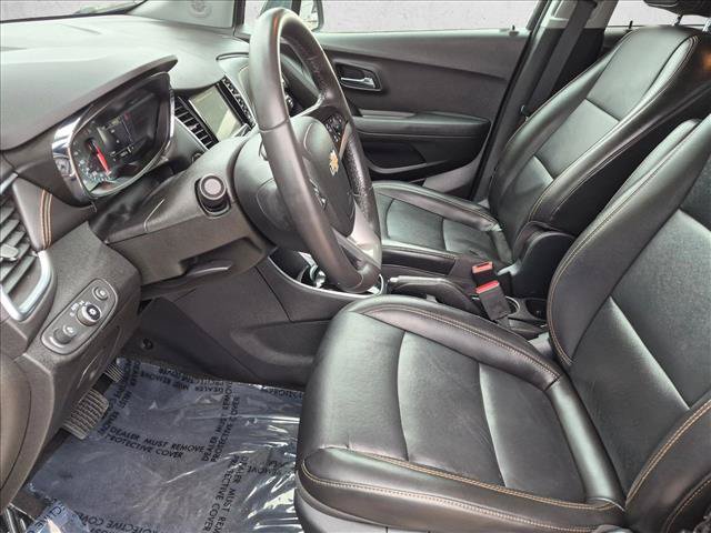 Used 2018 Chevrolet Trax Premier w/ LPO, Protection Package FWD image 11