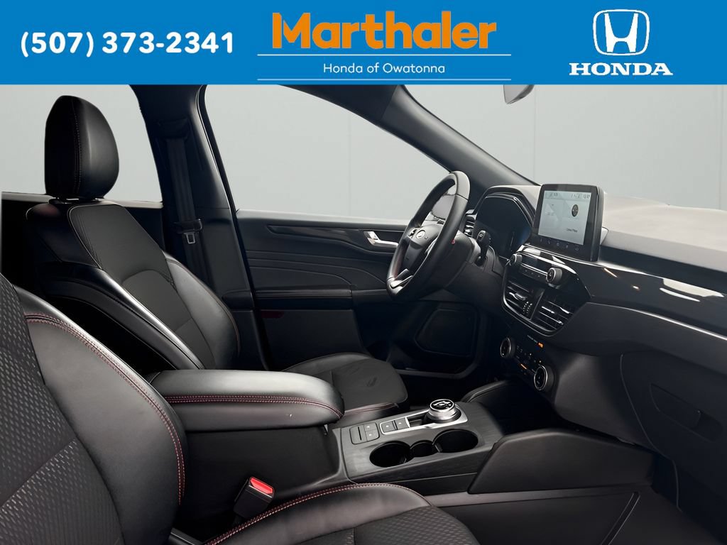 Used 2025 Ford Escape ST-Line AWD/4WD image 21