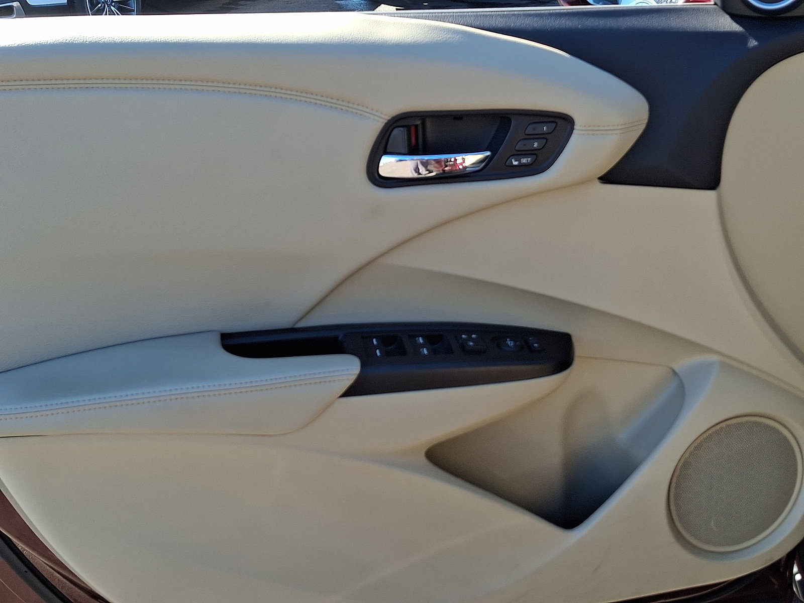 Used 2015 Acura RDX AWD image 12