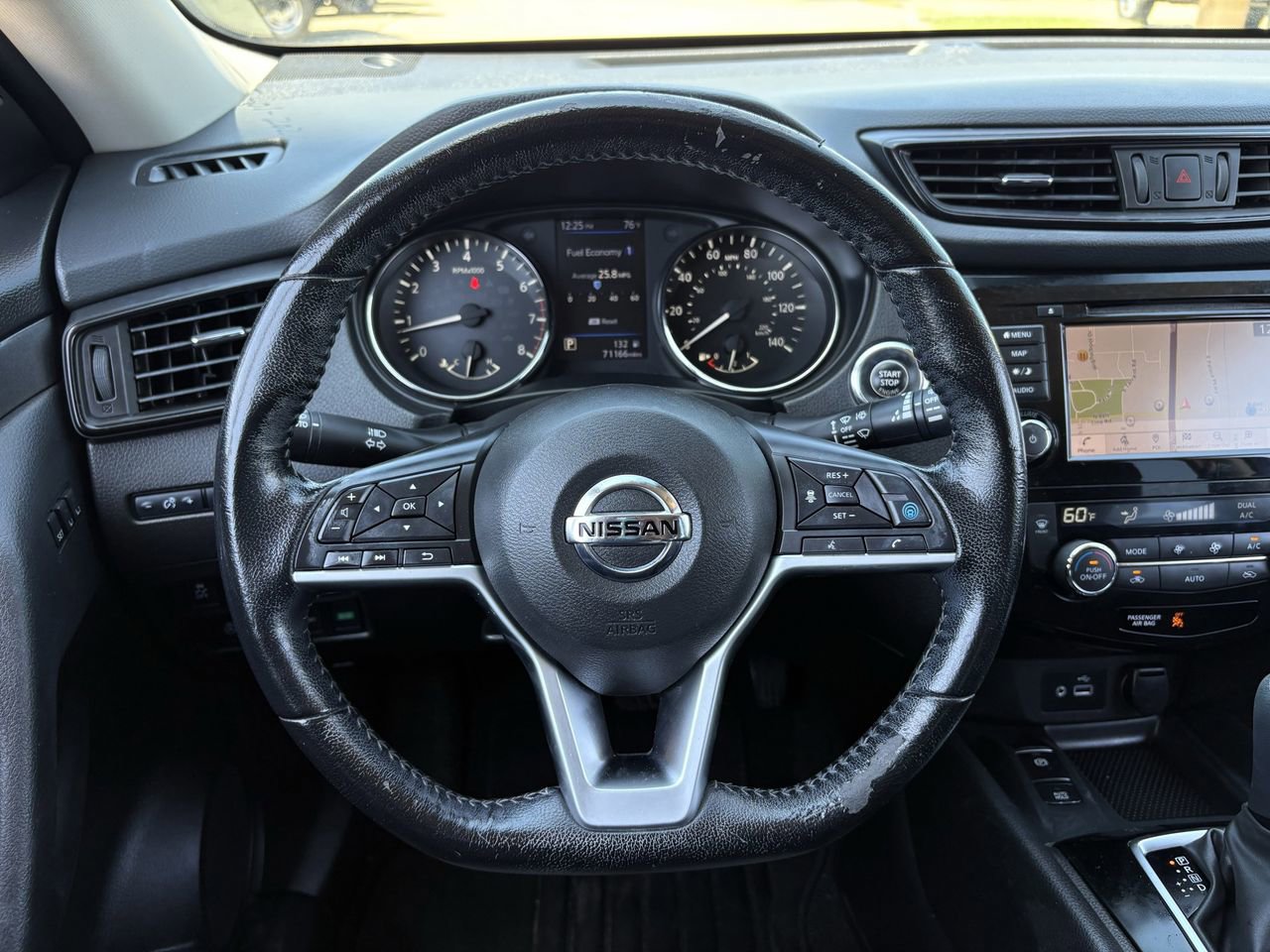 Used 2020 Nissan Rogue SV w/ Premium Package FWD image 21