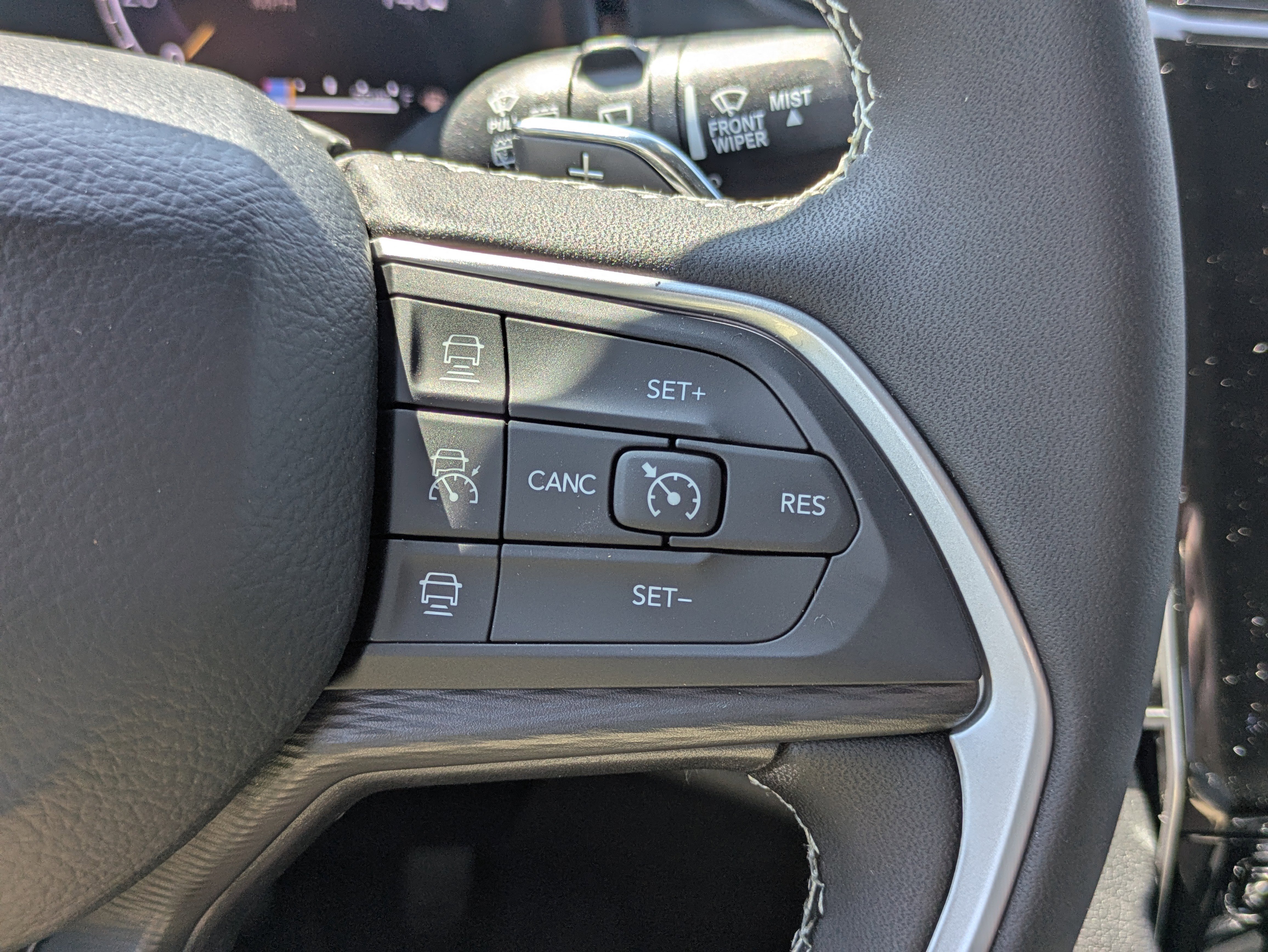 New 2026 Jeep Grand Cherokee L Laredo RWD image 21