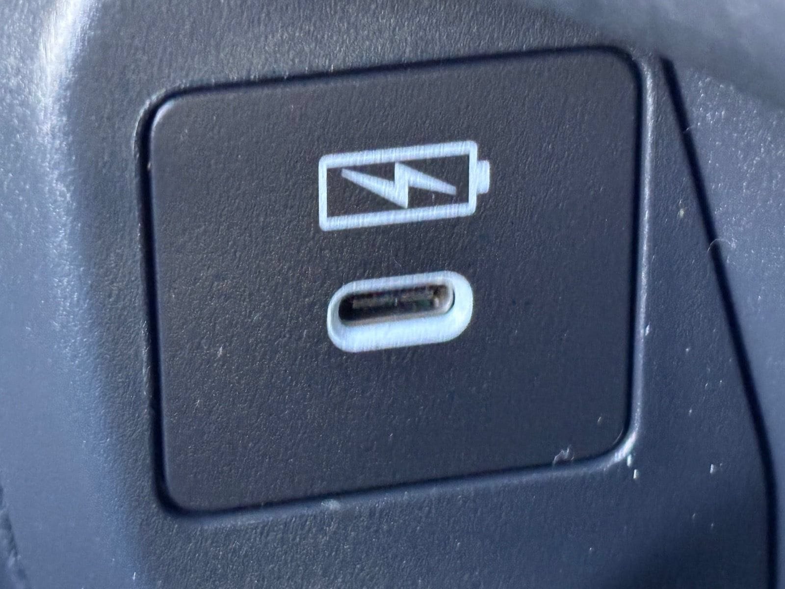 Certified 2024 Honda HR-V EX-L image 35