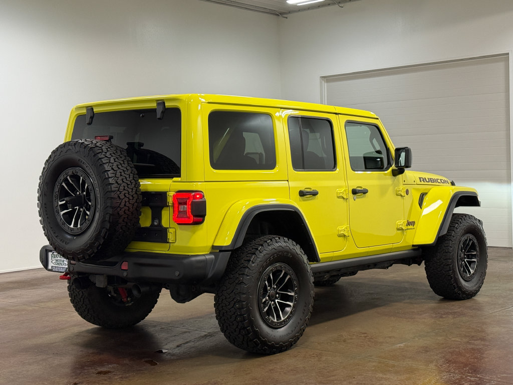 Used 2024 Jeep Wrangler Unlimited Rubicon AWD/4WD image 4