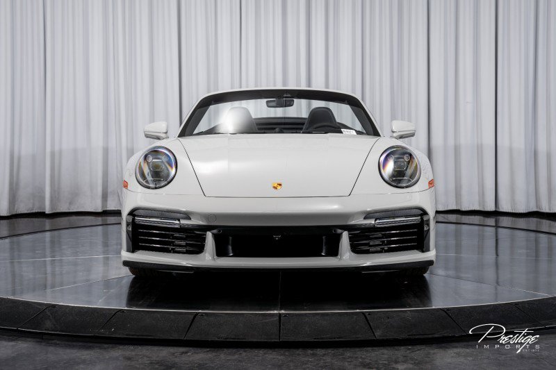Used 2025 Porsche 911 Turbo image 3