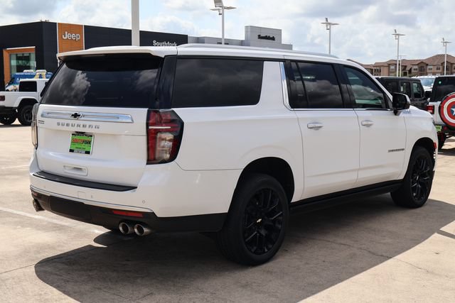 Used 2024 Chevrolet Suburban High Country w/ Premium Package 2 RWD image 6