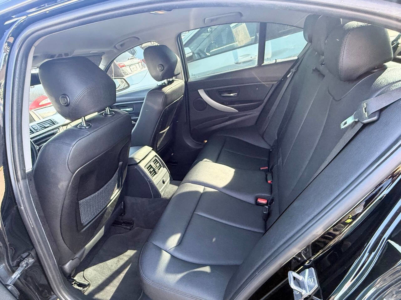 Used 2013 BMW 328i Sedan RWD image 10