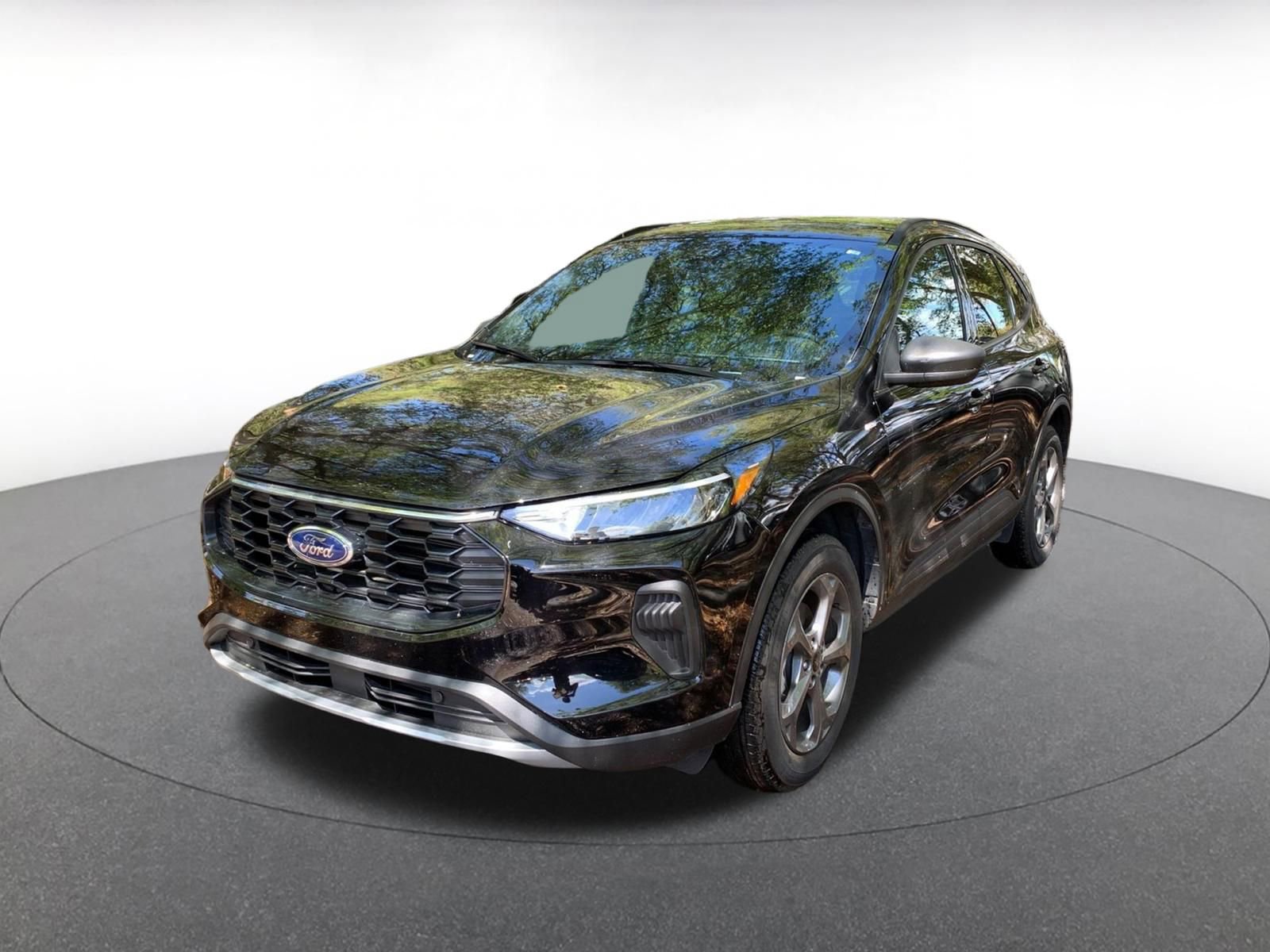 Used 2025 Ford Escape ST-Line image 3