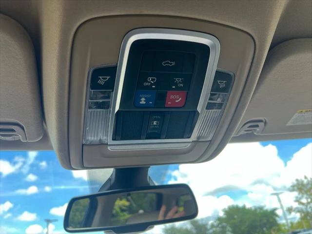 Certified 2019 RAM 1500 Laramie AWD/4WD image 38