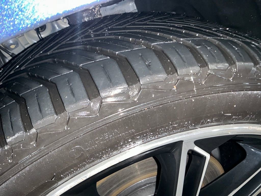 Certified 2019 Toyota Avalon Touring image 11