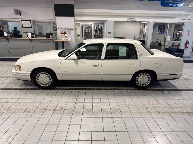 Used 1998 Cadillac De Ville Sedan image 6