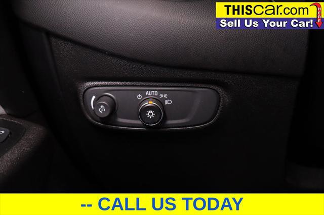 Used 2018 Chevrolet Equinox LT image 8