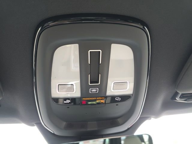 New 2026 Volvo XC90 B6 Plus w/ Protection Package Premier image 35