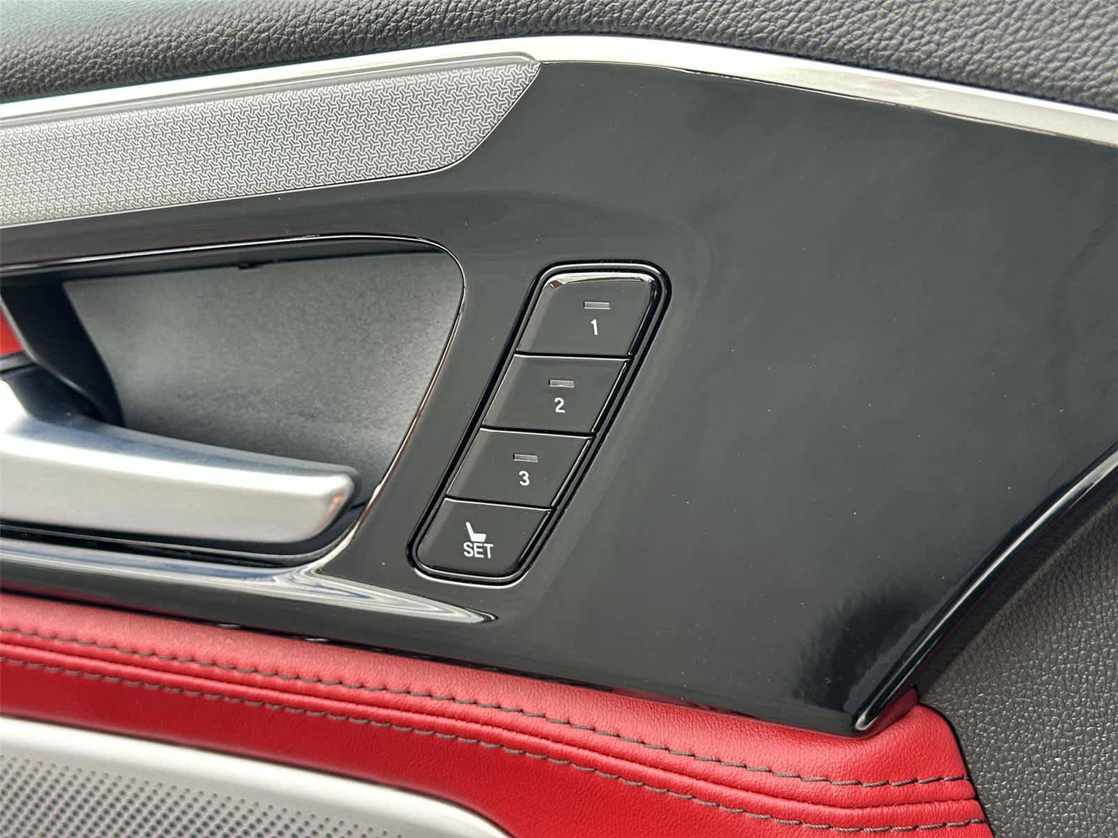 Certified 2025 Acura MDX A-Spec AWD/4WD image 40