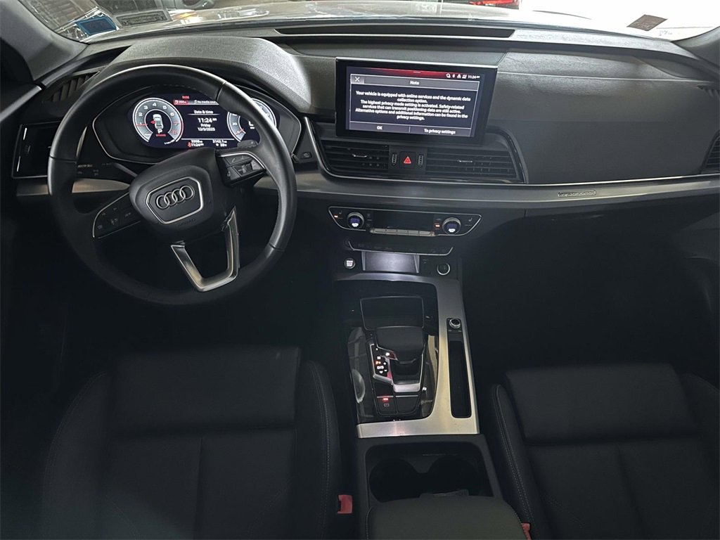 Used 2025 Audi Q5 2.0T Premium w/ Convenience Plus Package image 12