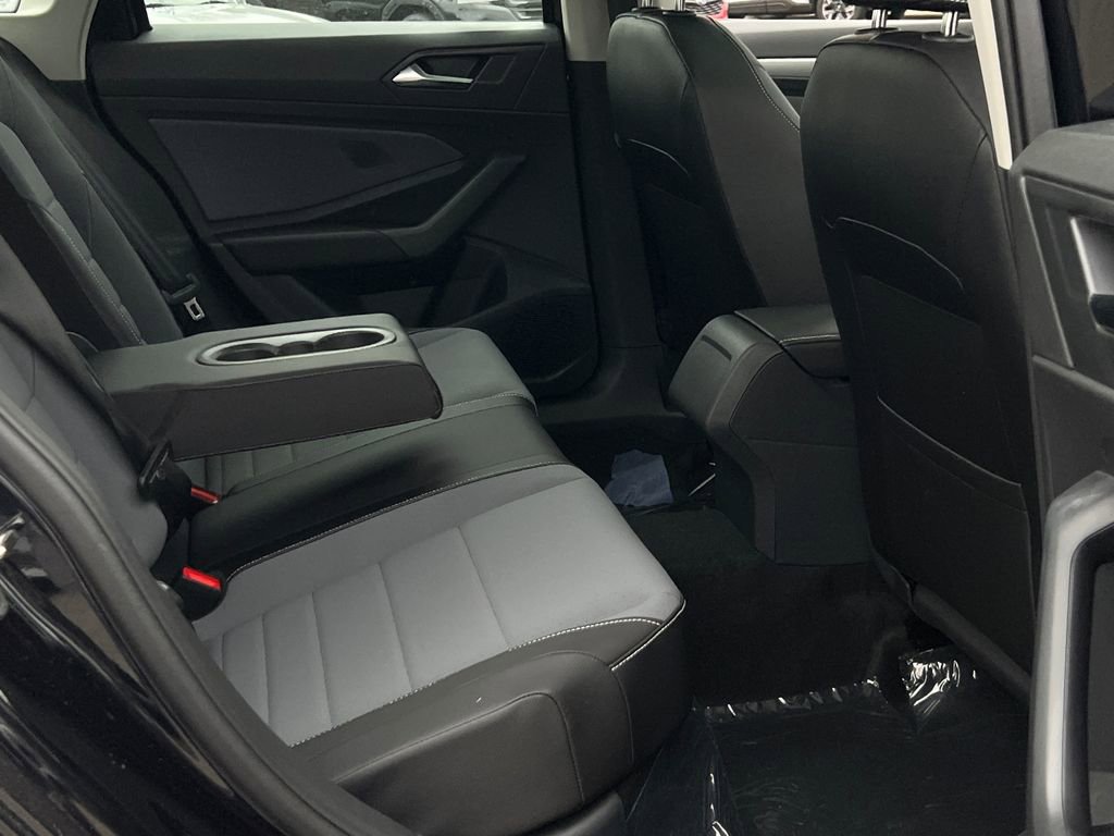 New 2026 Volkswagen Jetta SE image 12