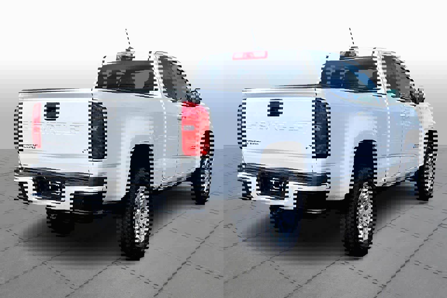 Used 2022 Chevrolet Colorado LT w/ Fleet Safety Package image 12