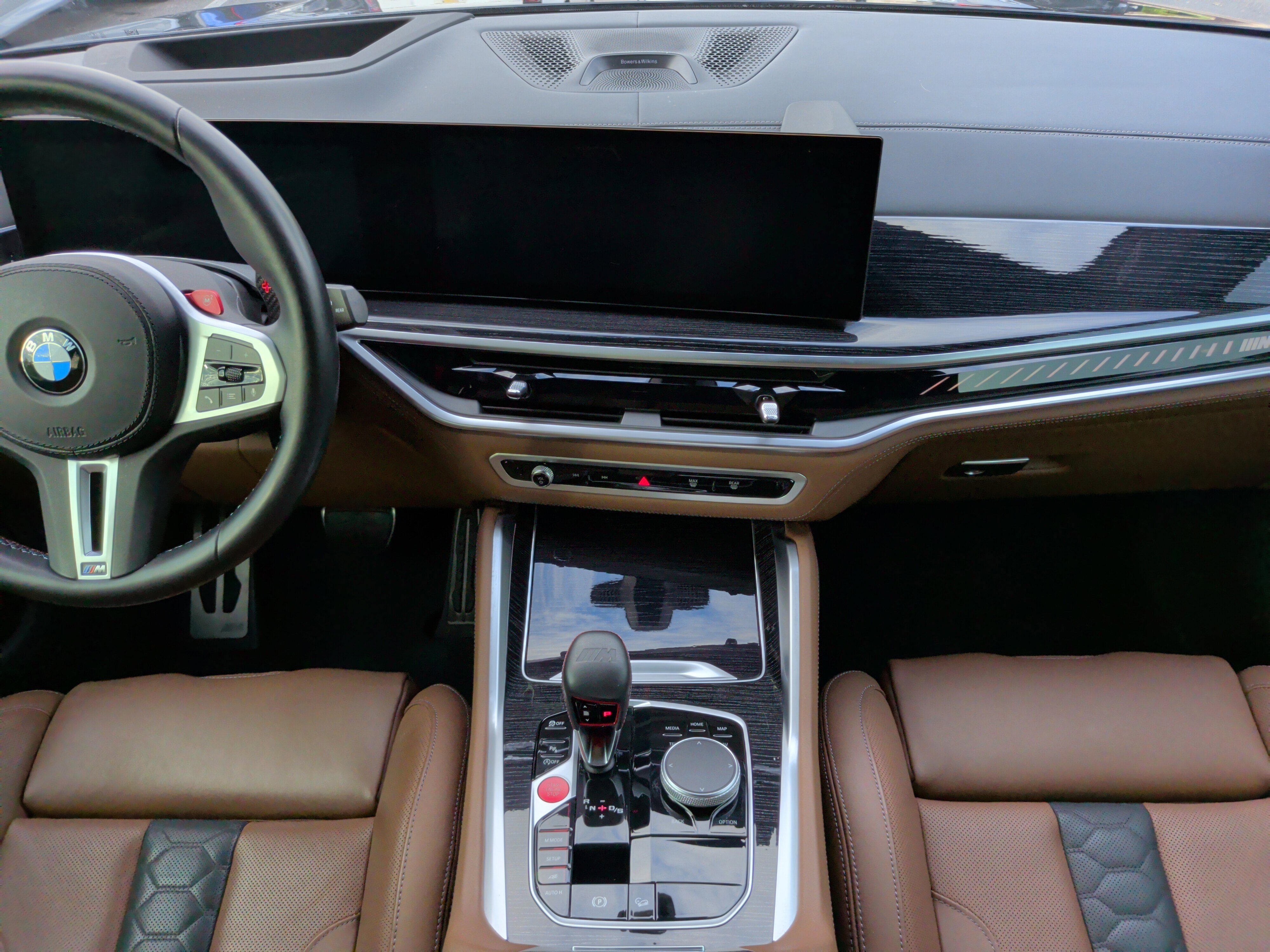 Used 2024 BMW X5 M Competition w/ Executive Package image 33