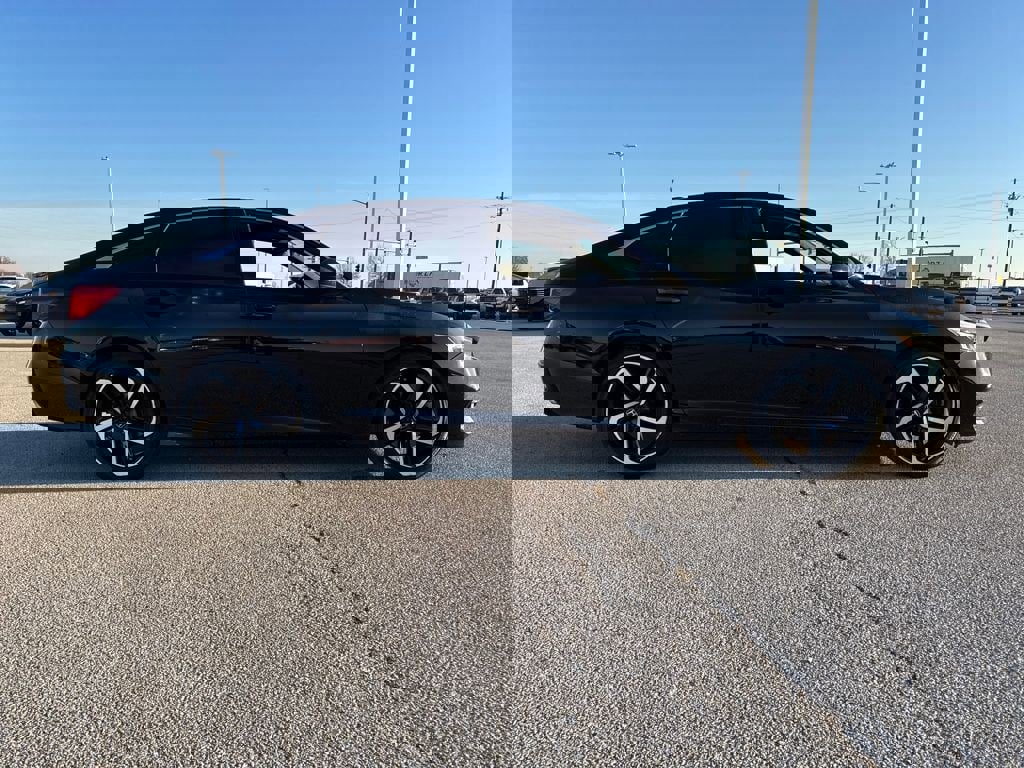 Used 2020 Honda Accord Sport image 7