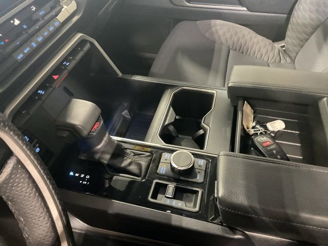 Used 2022 Toyota Tundra SR5 w/ TRD Off-Road Package image 15