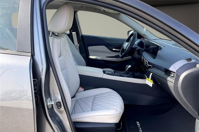 New 2026 Nissan Sentra SL w/ Floor Mat Package image 11