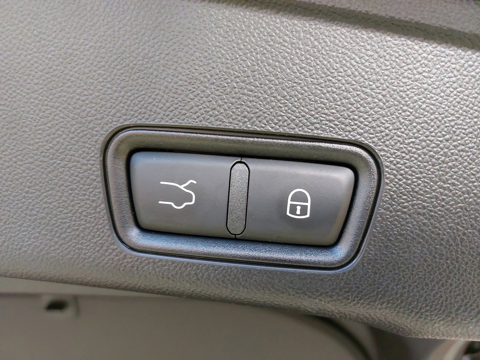 Used 2023 Maserati Grecale GT image 15