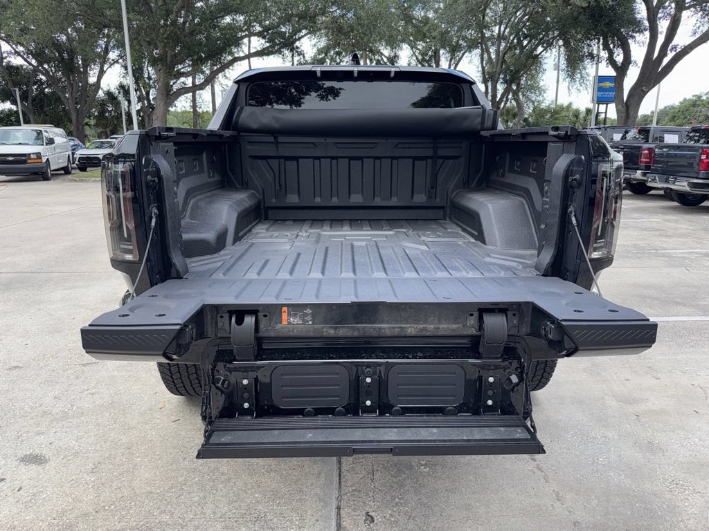 Used 2025 GMC Hummer EV 3X AWD/4WD image 34