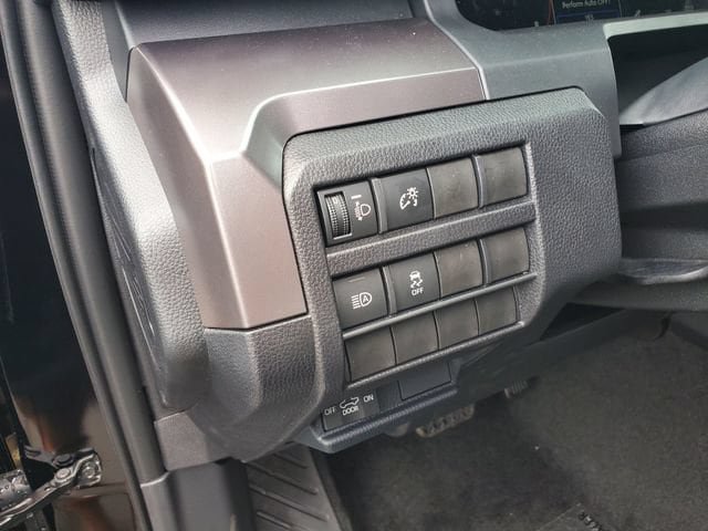 New 2026 Toyota Tacoma TRD Off-Road AWD/4WD image 18