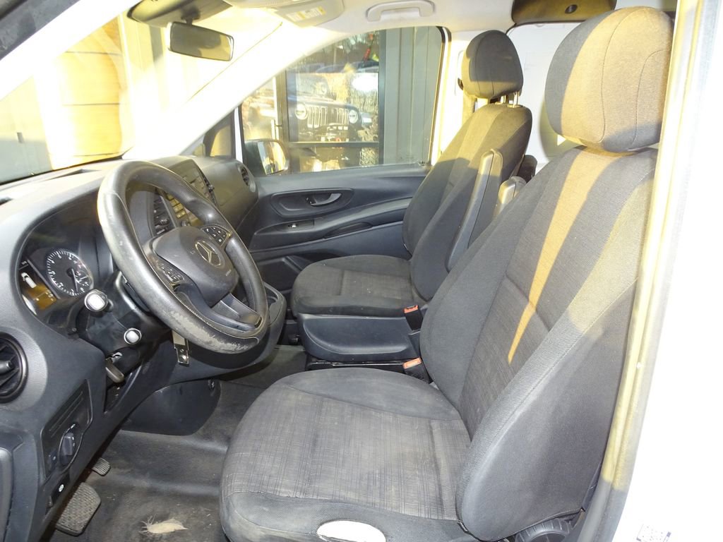 Used 2017 Mercedes-Benz Metris image 8