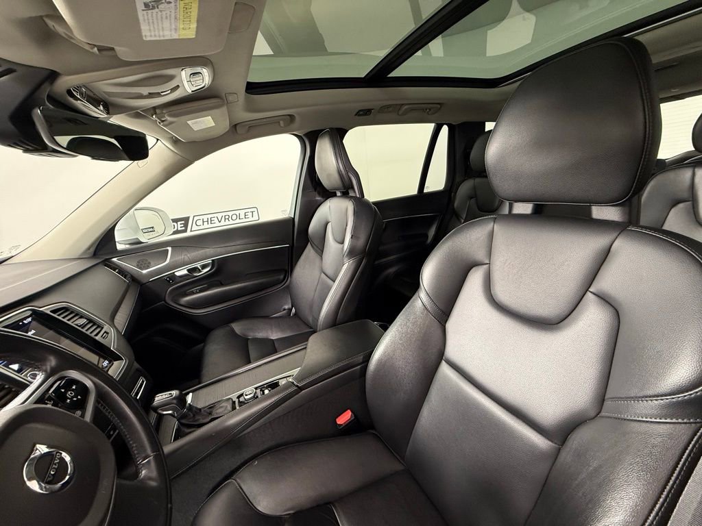Used 2020 Volvo XC90 T5 Momentum image 30
