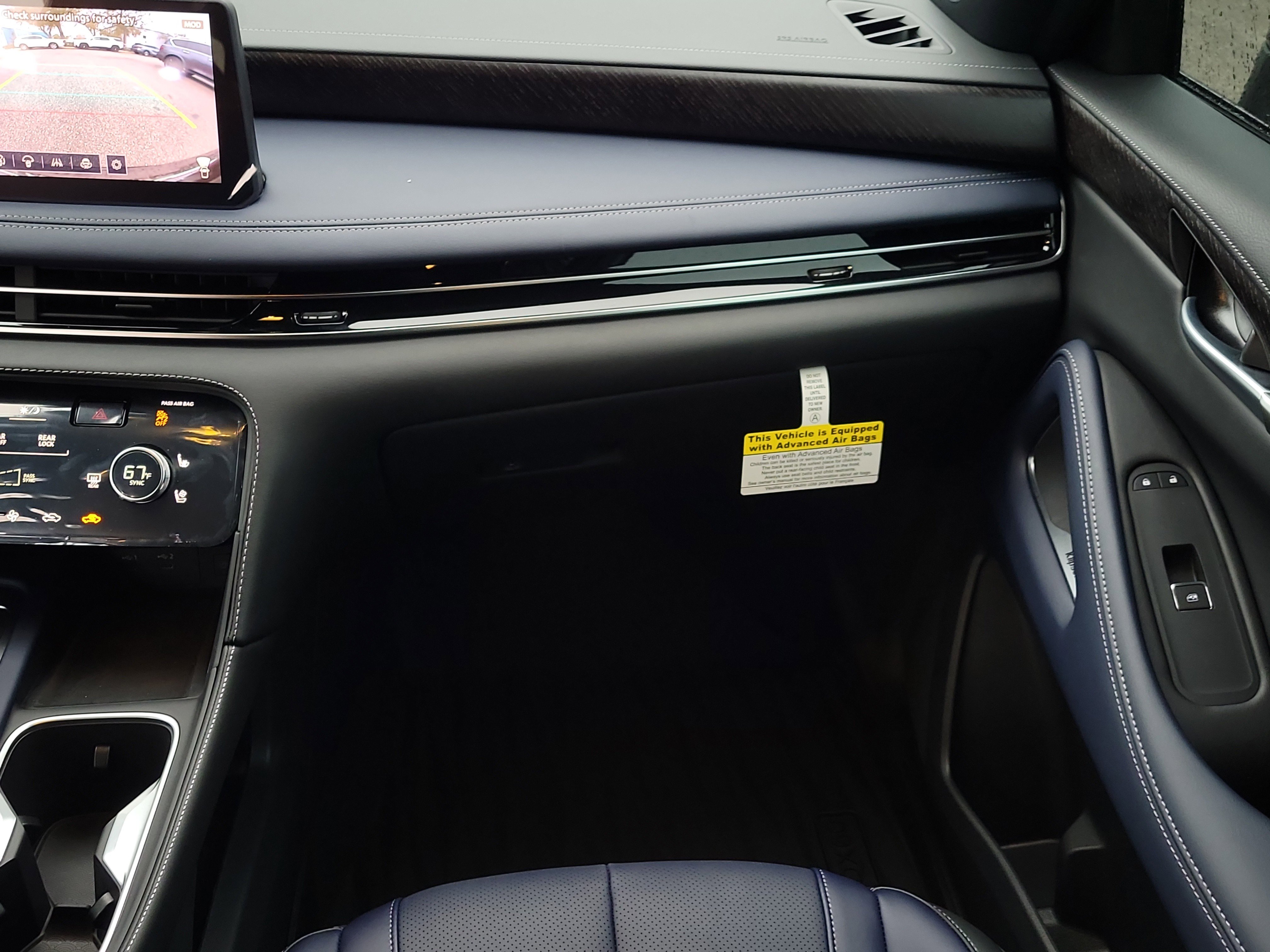 New 2026 INFINITI QX60 Sport w/ Dark Cargo Package image 10